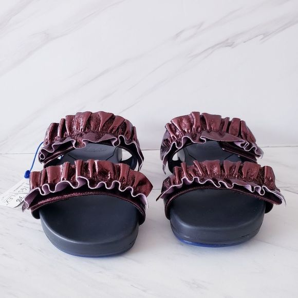 FIGS BY FIGUEROA Ruffle Sandal Adjustable Size 8 - Picture 4 of 16